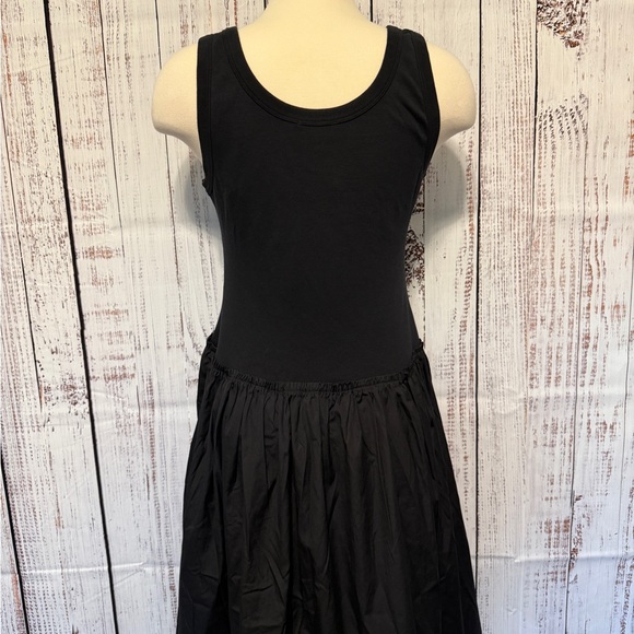 Scoopneck Maxi Dress - Picture 3 of 6